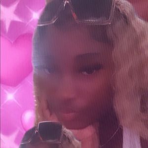 Meet your Posher, Ariel